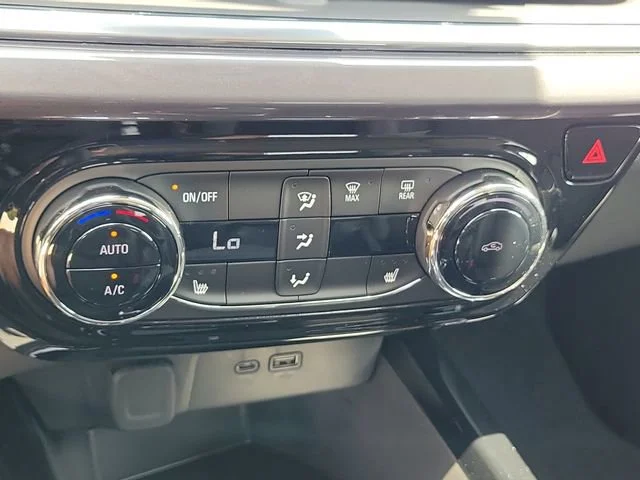 New 2026 Cacti Green Chevrolet ACTIV image 29
