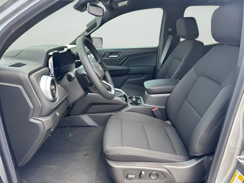 New 2026 Sterling Gray Metallic Chevrolet LT image 7
