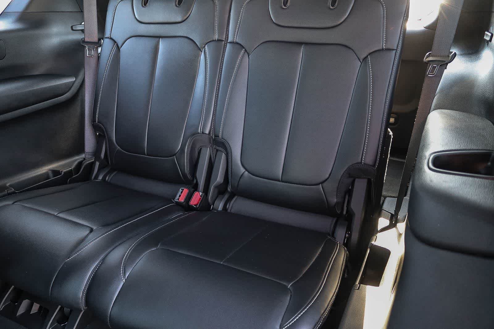 Used 2025 Baltic Gray Metallic Clearcoat Jeep Limited image 17