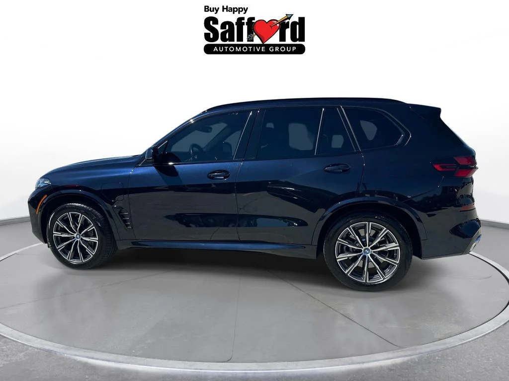 Used 2025 Black BMW xDrive50e image 5