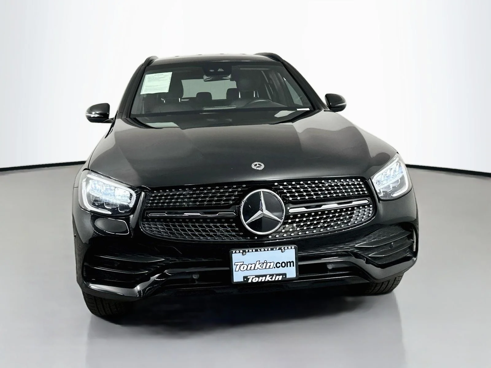 Used 2022 Black Mercedes-Benz GLC 300 image 2