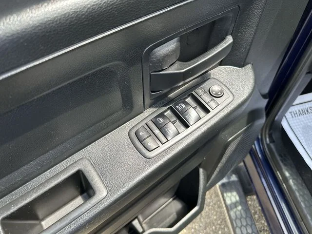 Used 2018 Blue Ram Express image 17