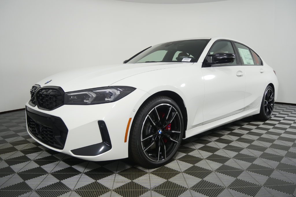 Used 2026 Alpine White BMW M340i image 8
