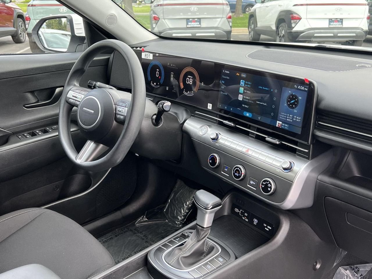 New 2026 Atlas White Hyundai SE AWD image 20