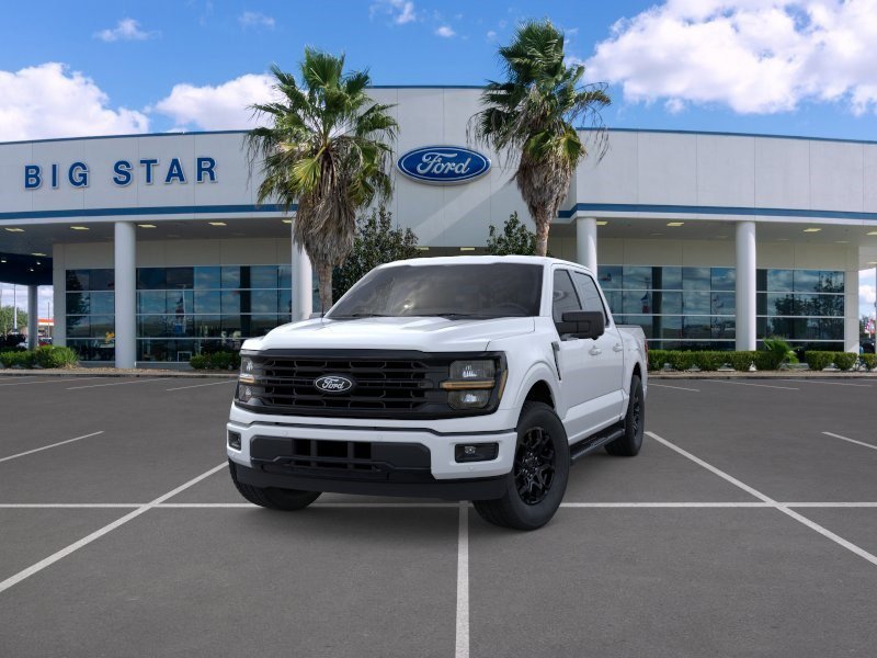 New 2026 Oxford White Ford XLT image 2
