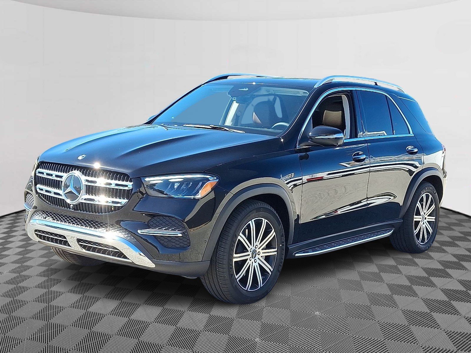 Used 2026 Obsidian Black Metallic Mercedes-Benz  image 3