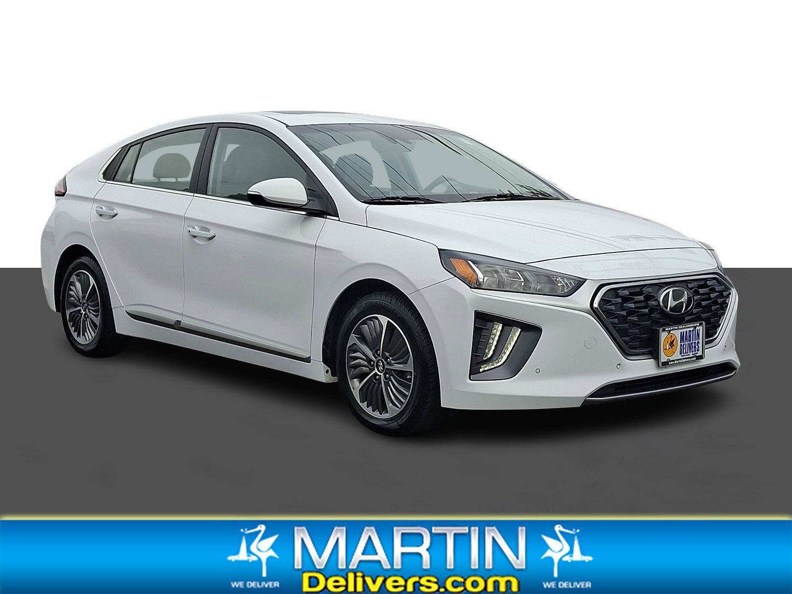 2022 Hyundai Ioniq Plug-In Hybrid Limited's photo