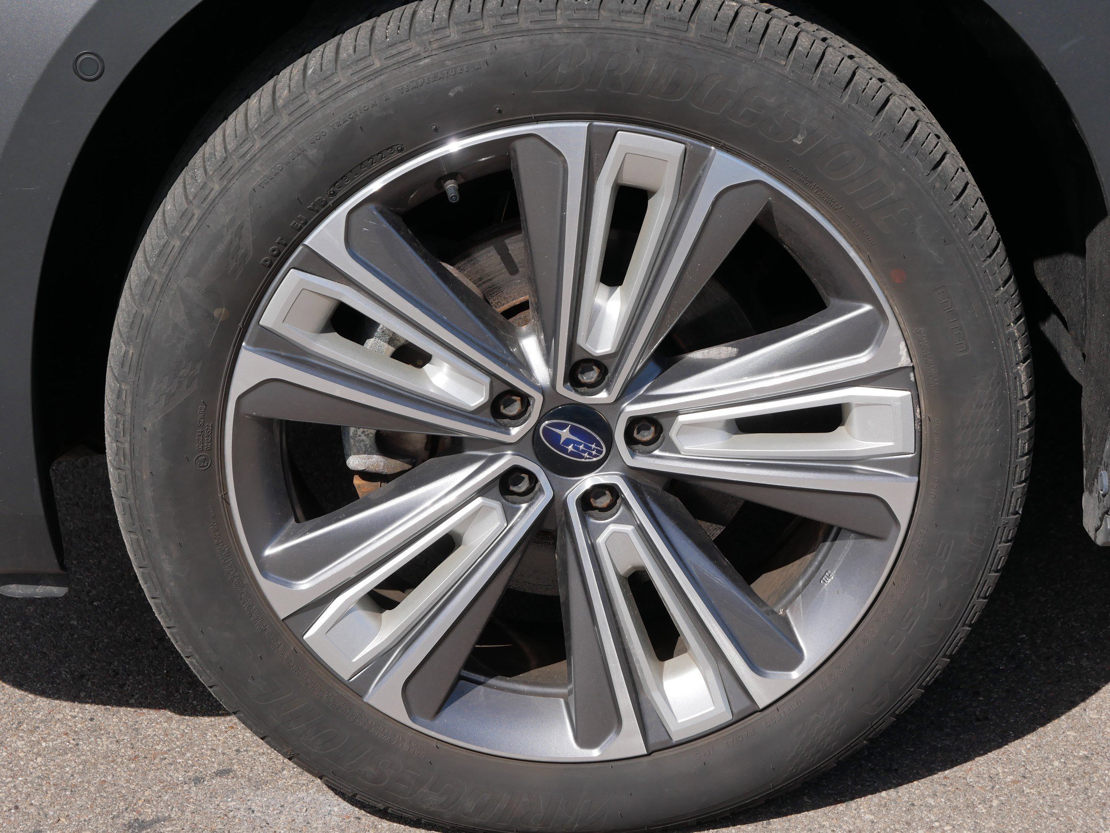 Used 2023 Smoked Carbon Subaru Limited image 15