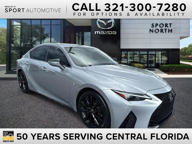 2021 Lexus IS