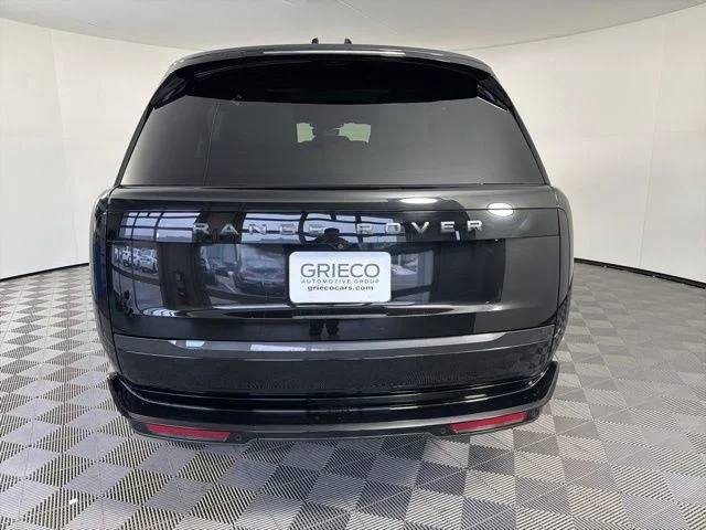 Used 2026 Black Land Rover SE image 7