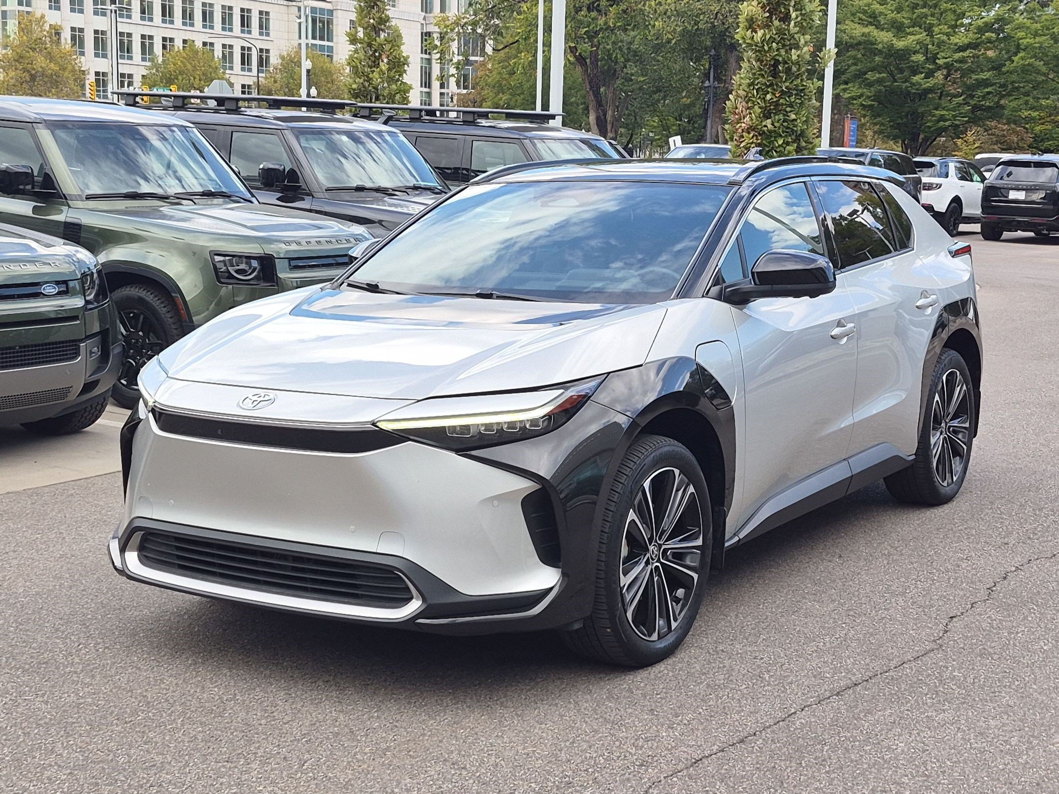 Used 2023 Silver Metallic Toyota XLE image 8