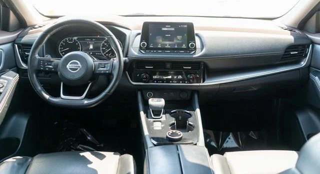 Used 2021 Black Nissan SV image 17