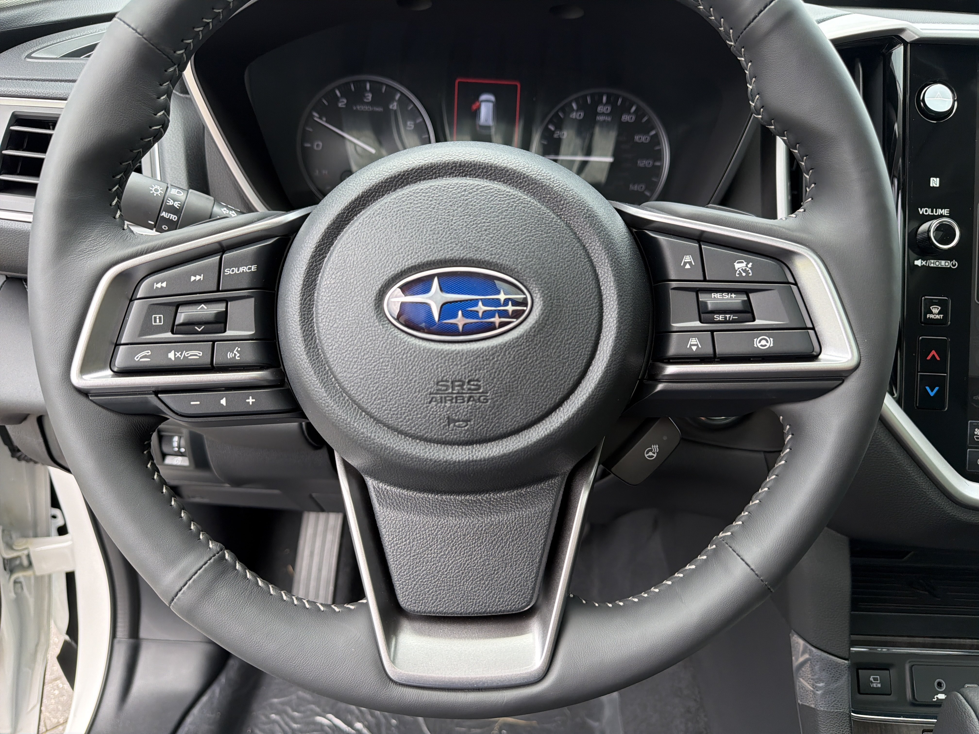 New 2026 CRYSTAL WHITE PEARL Subaru Touring 7-Passenger image 32