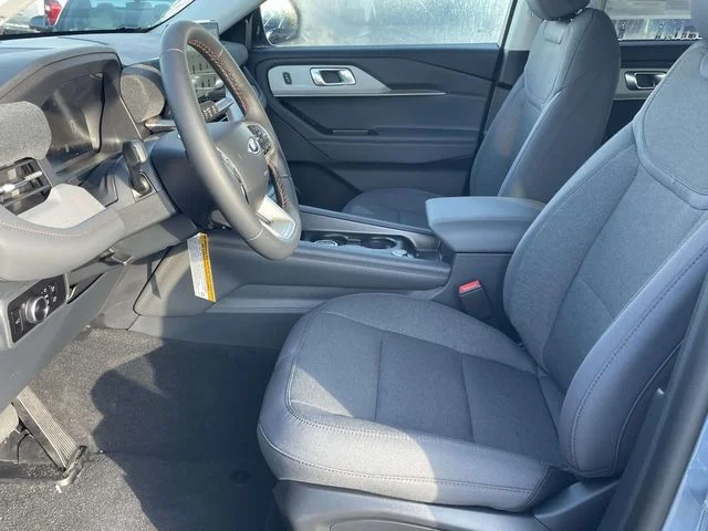New 2026 Vapor Blue Metallic Ford Active image 17