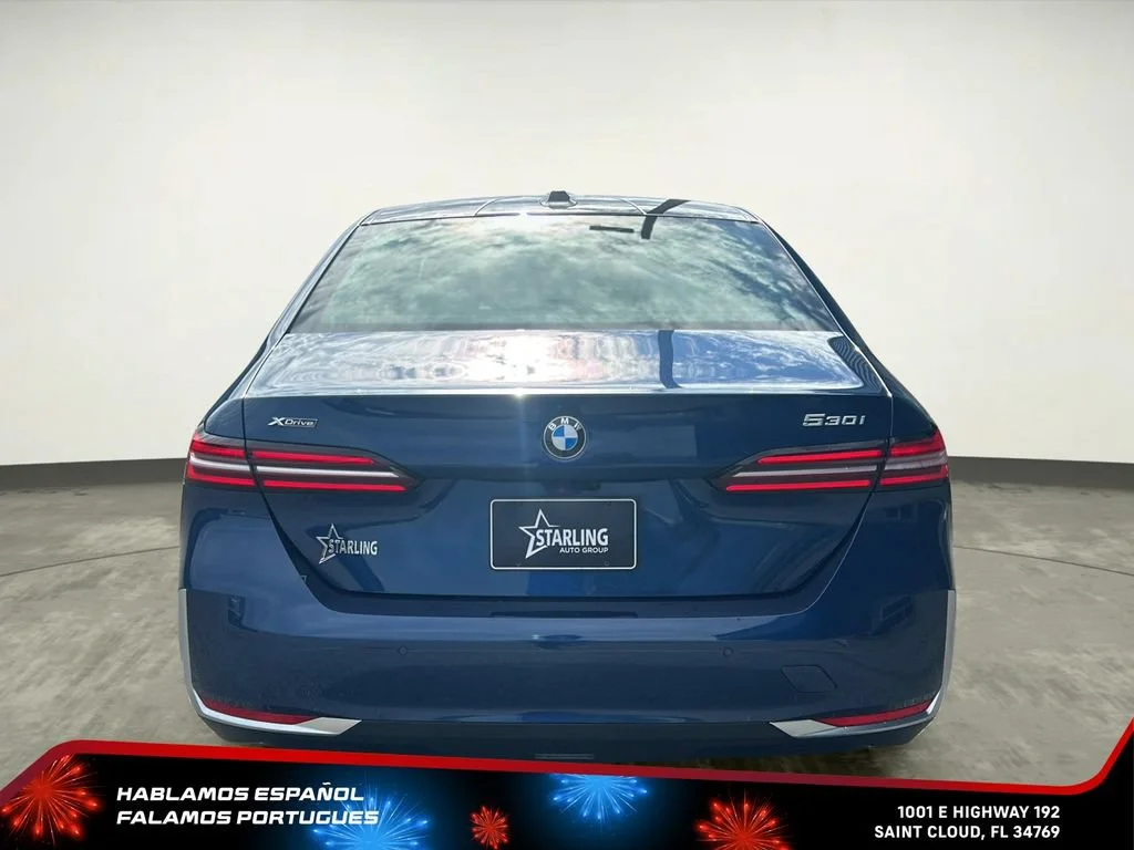 Used 2024 Blue BMW xDrive image 5