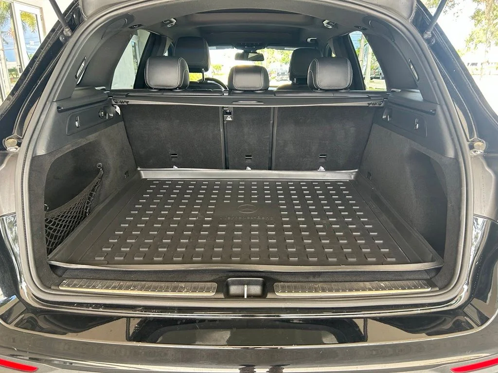Used 2018 Black Mercedes-Benz GLC 300 image 33