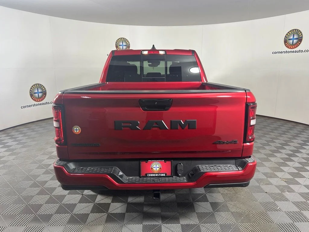 New 2026 Molten Red Pearl-Coat Exterior Paint RAM Big Horn/Lone Star image 19
