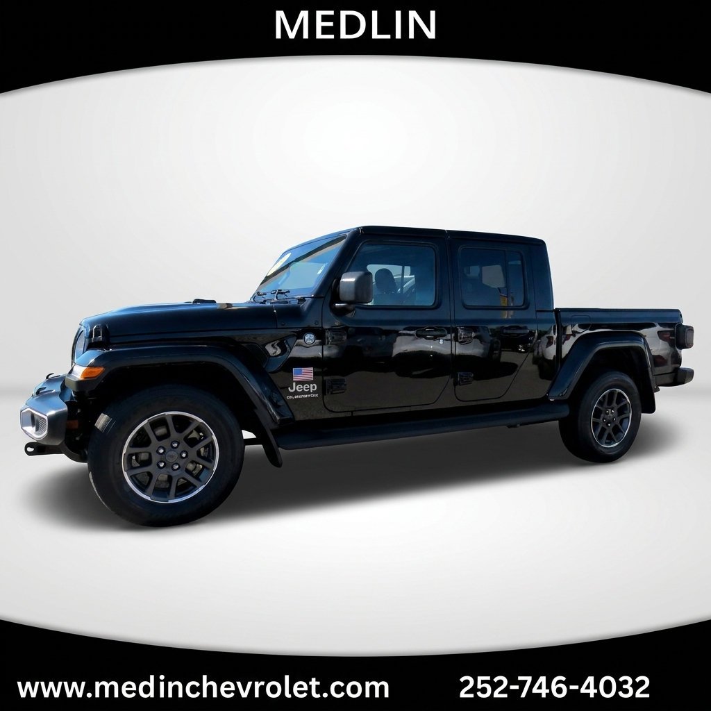 Used 2021 Black Clearcoat Jeep Overland image 5