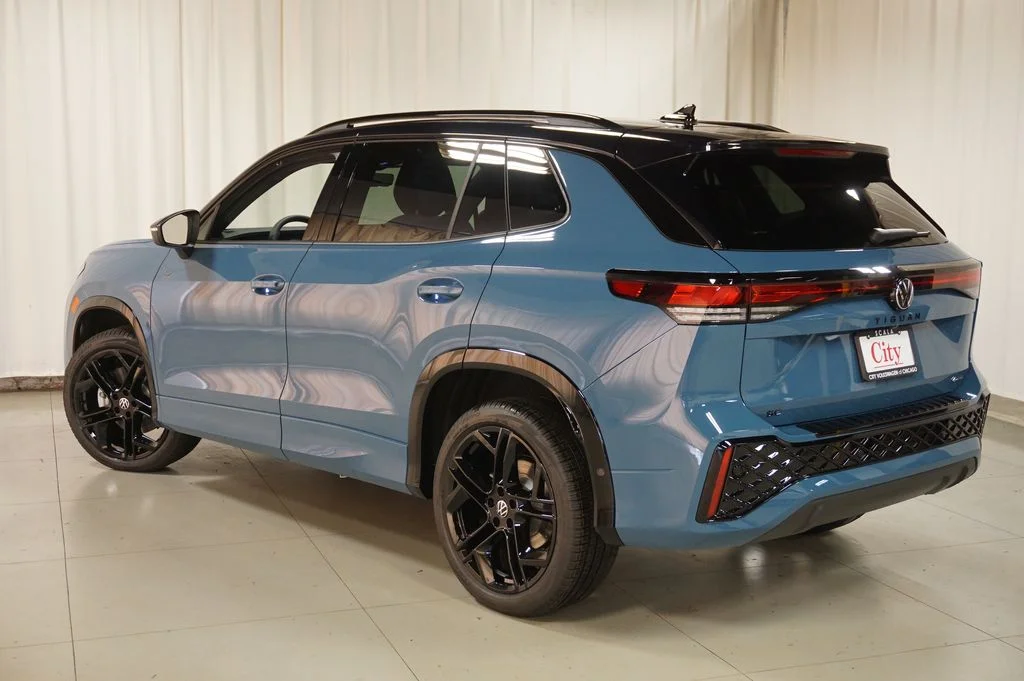New 2026 Monterey Blue with Deep Black Roof Volkswagen 2.0T SE R-Line Black image 8