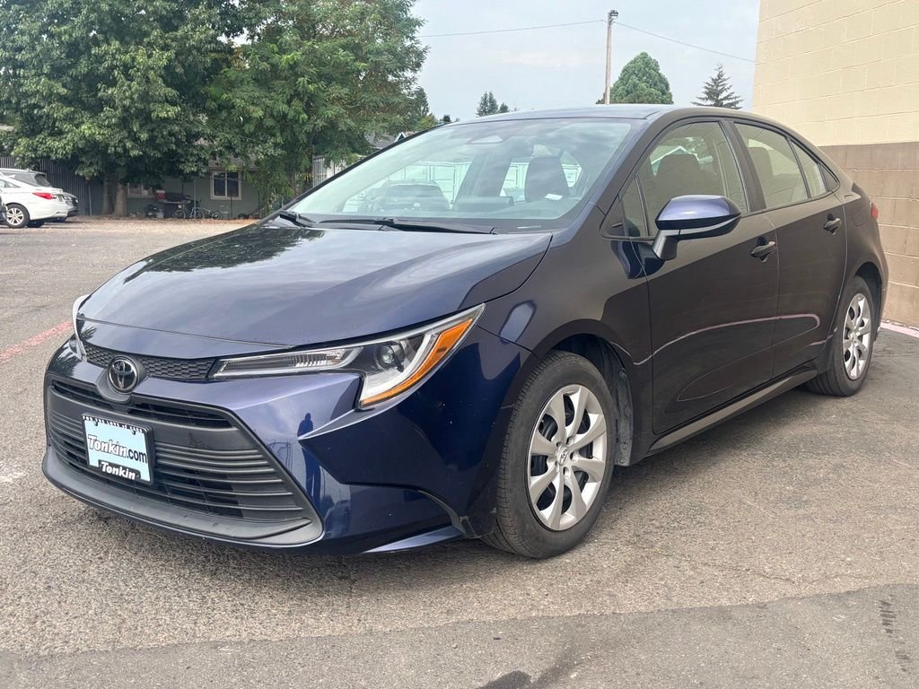 2024 Toyota Corolla LE - Photo 12