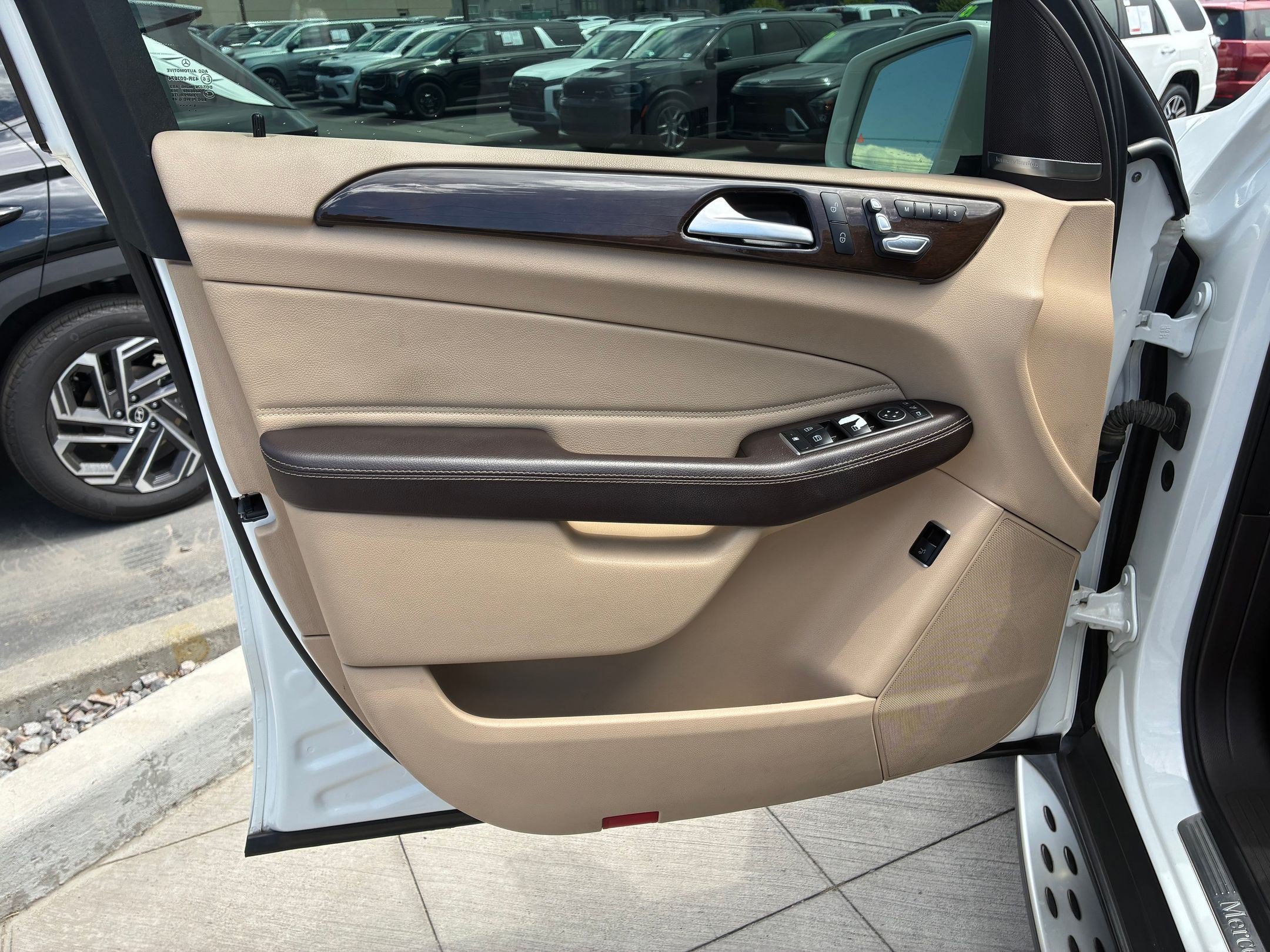 Used 2016 Black Mercedes-Benz GLE 350 image 12