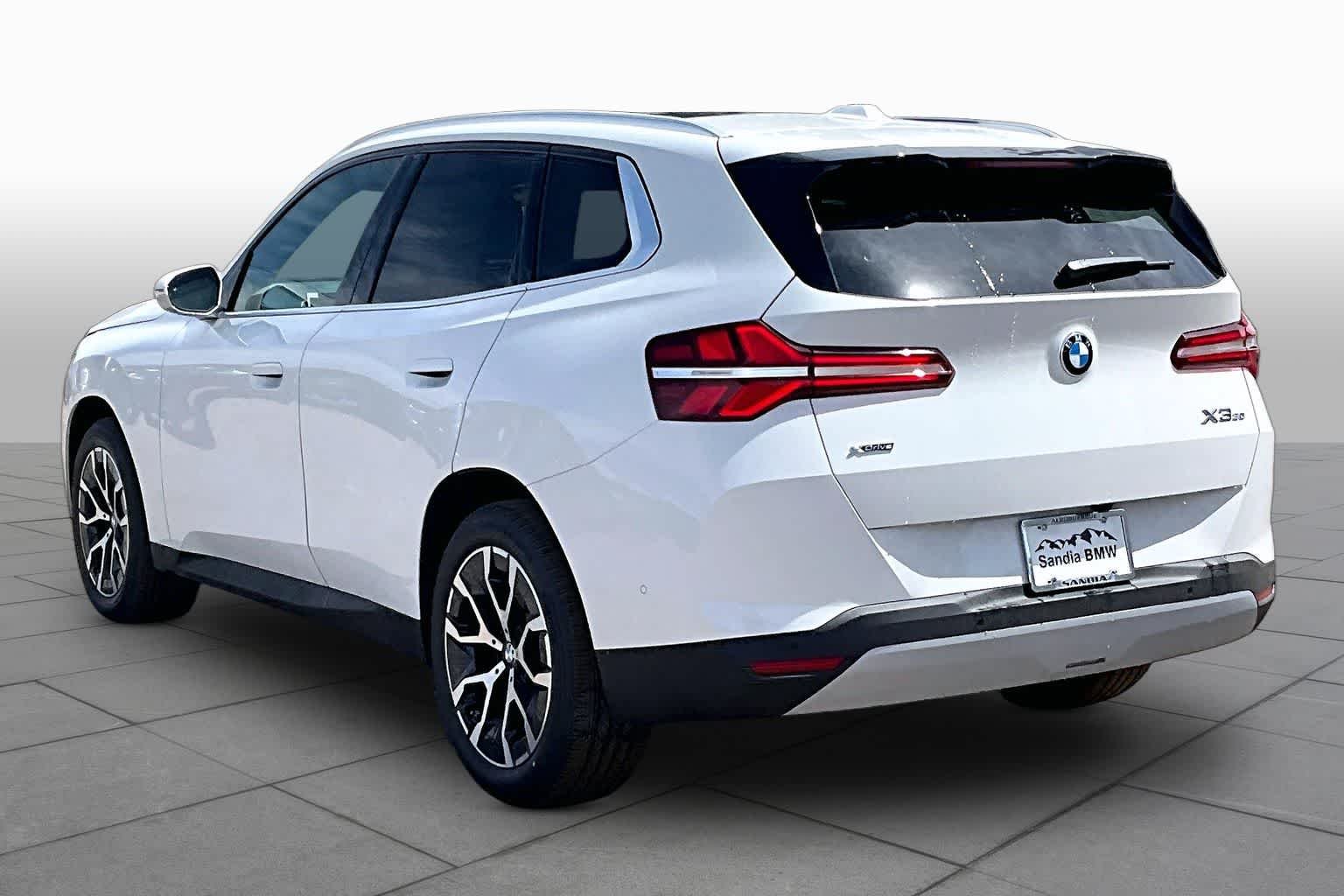 New 2026 Alpine White BMW 30 xDrive image 12