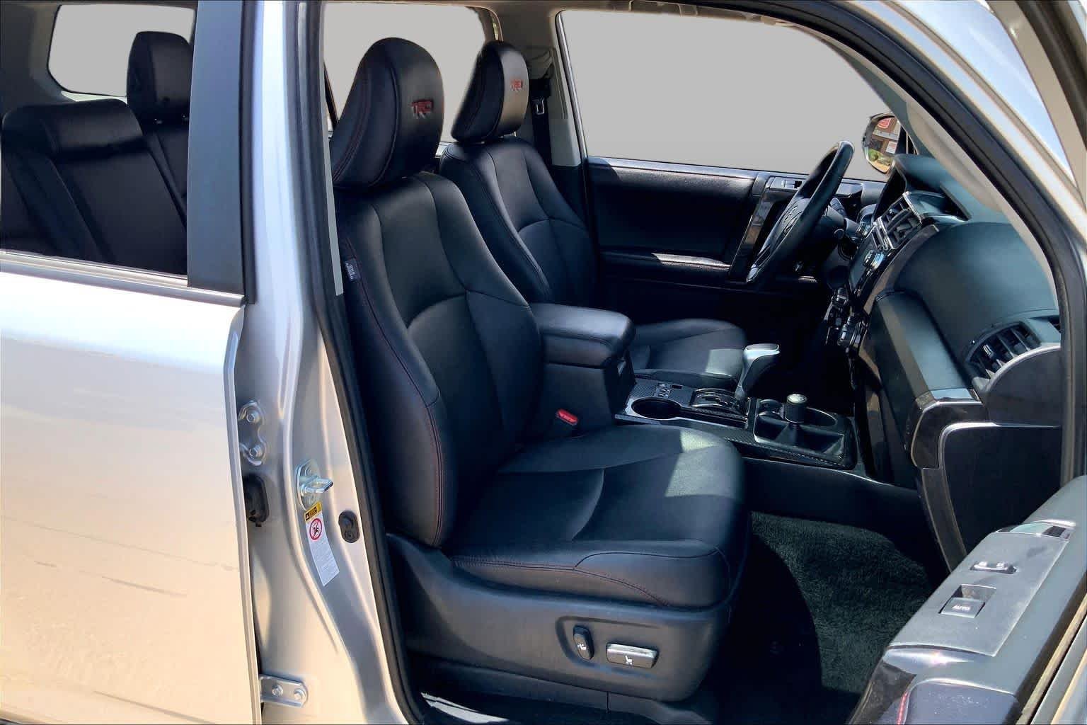 Used 2018 Classic Silver Metallic Toyota TRD Off Road Premium image 9