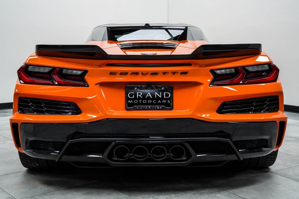 Used 2023 Orange Chevrolet Z06 image 10