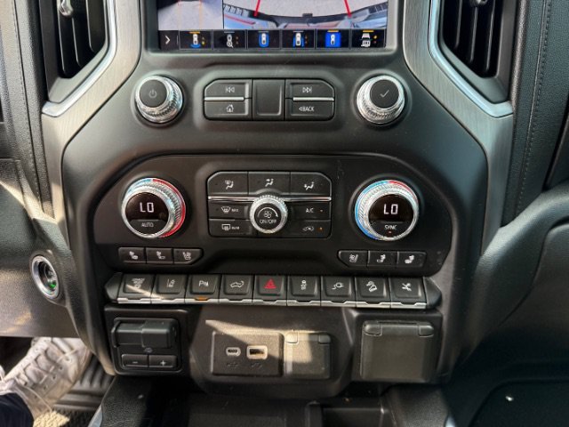 Used 2021 Ebony Twilight Metallic GMC Denali image 18