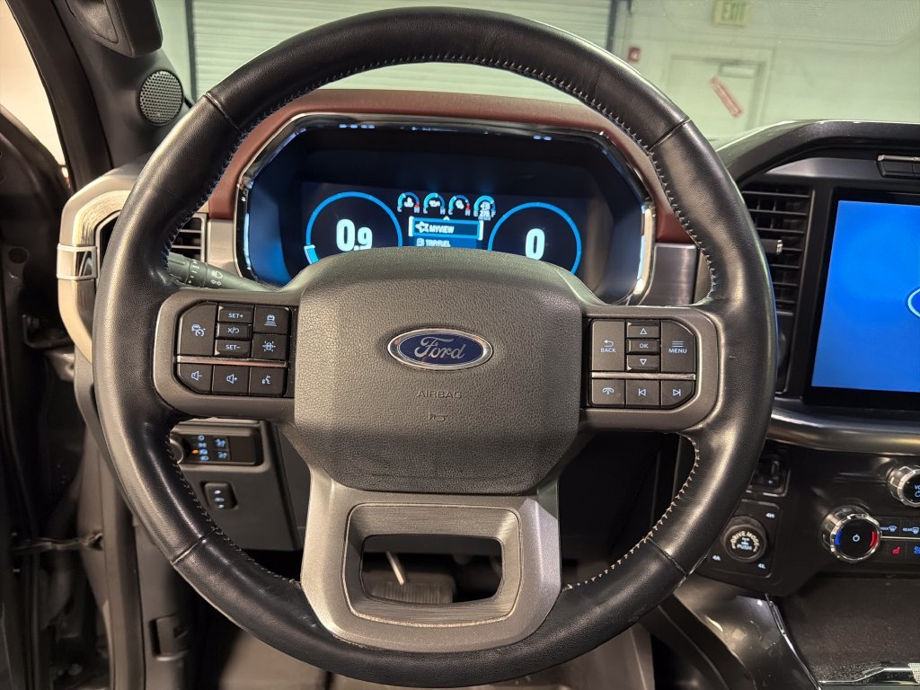Used 2022 Gray Ford Lariat image 27