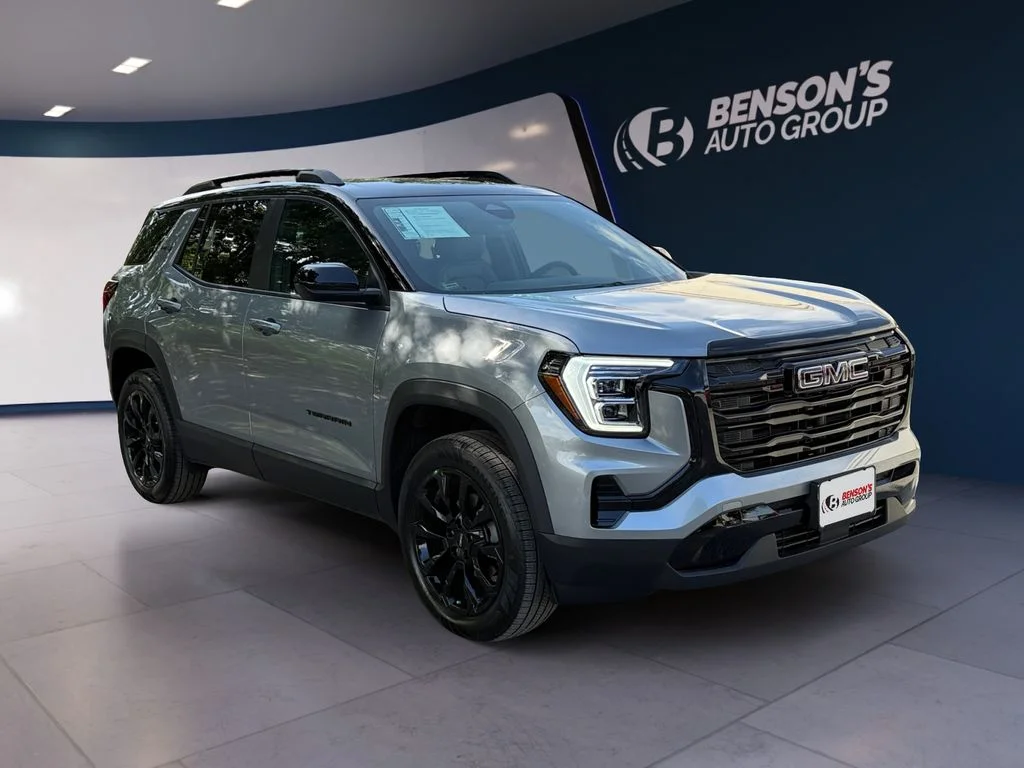 Used 2026 Silver GMC Elevation image 7