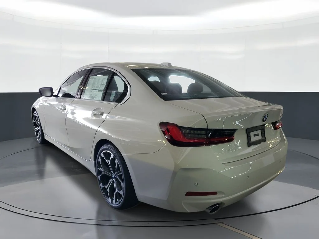 New 2026 Alpine White BMW 330i image 4