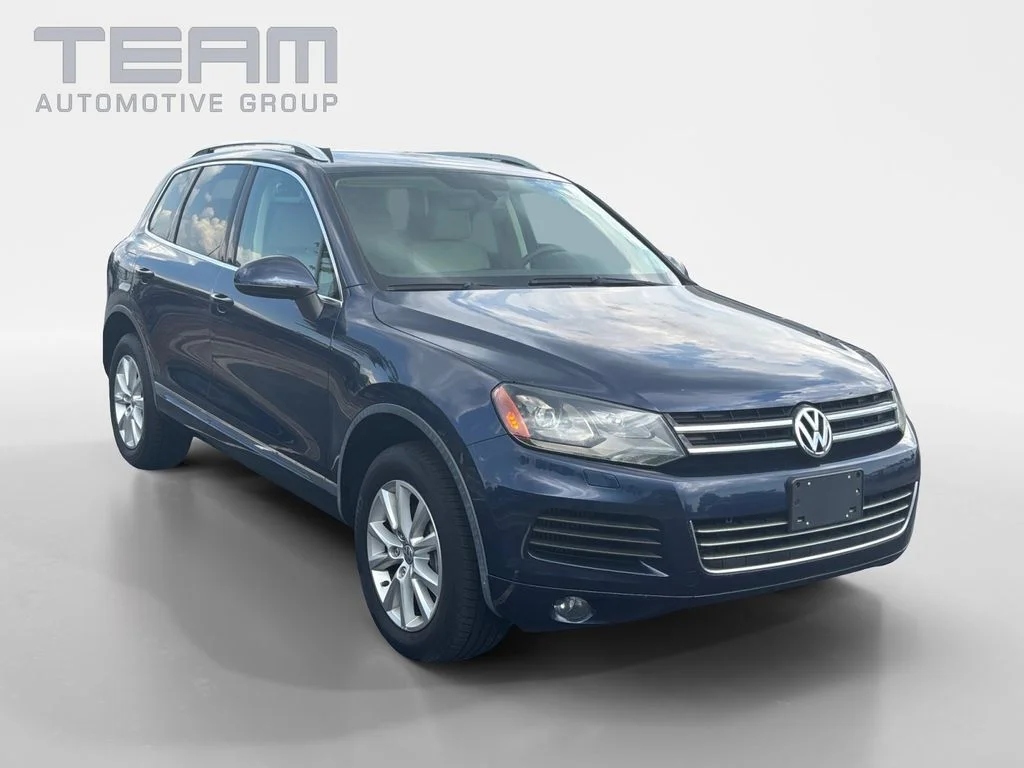 Used 2013 Black Volkswagen V6 TDI image 1
