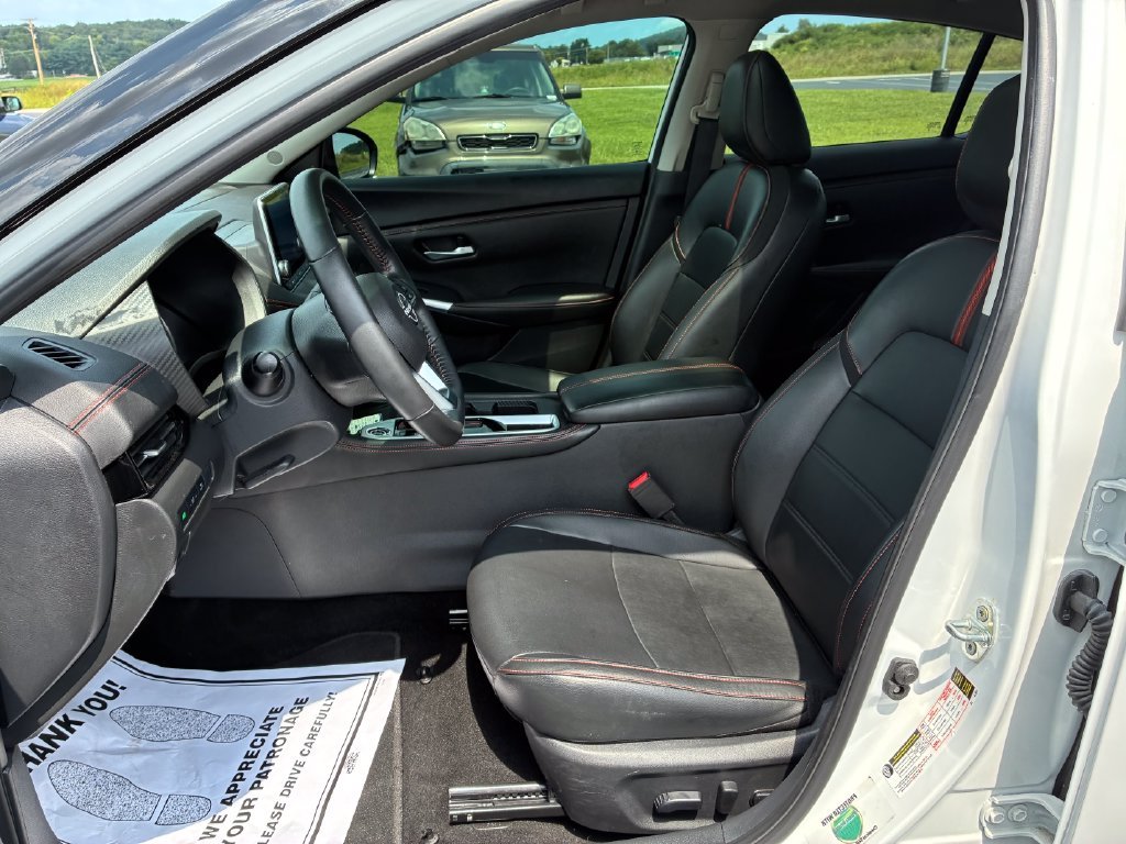 Used 2024 White Nissan SR image 7