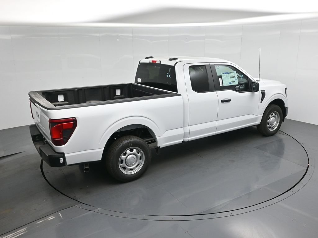 New 2026 Oxford White Ford XL image 33