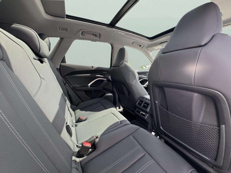 New 2026 Glacier White Metallic Audi Premium Plus image 18