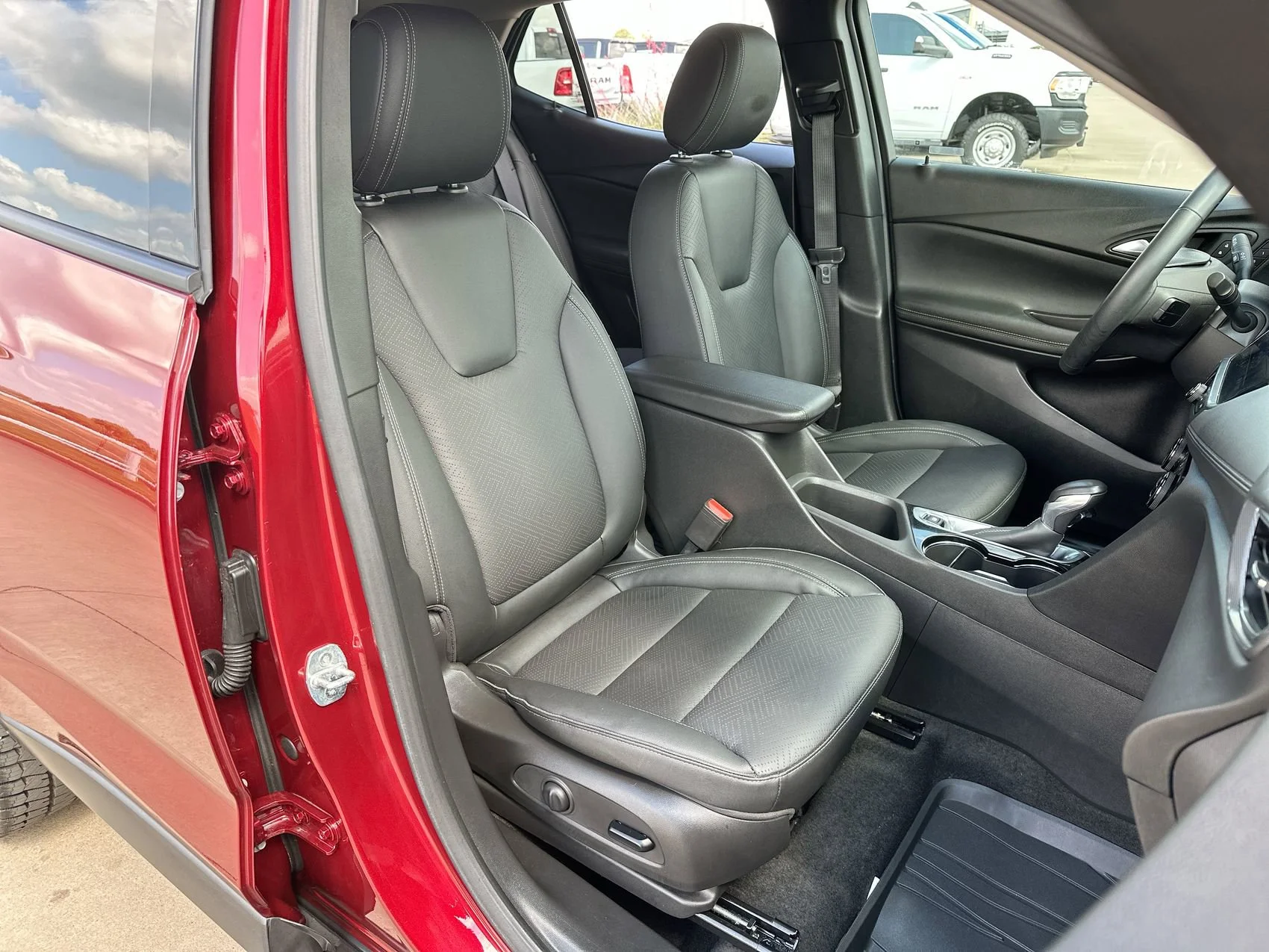 Used 2022 Cinnabar Metallic Buick Essence image 23