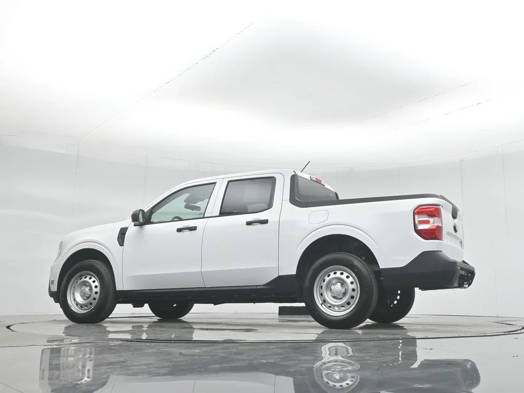 New 2026 Oxford White Ford XL image 47