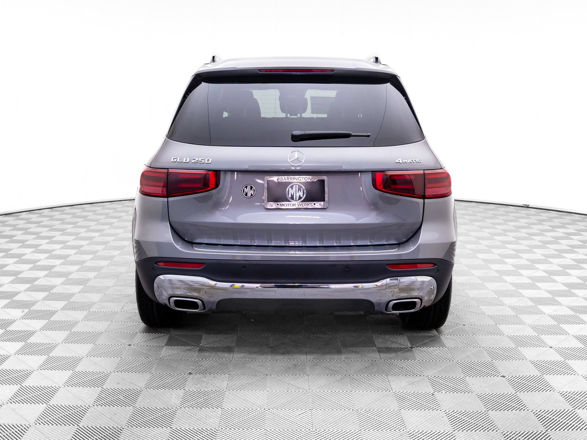New 2026 Mountain Grey Metallic Mercedes-Benz GLB 250 image 46