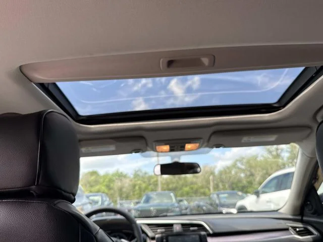 Used 2017  Honda EX-T image 21