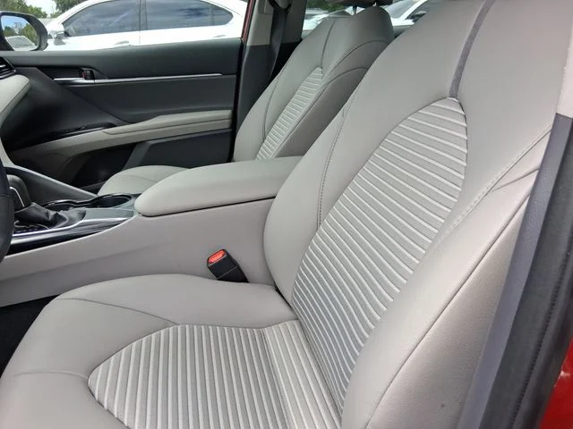 Used 2019 Red Toyota SE image 3