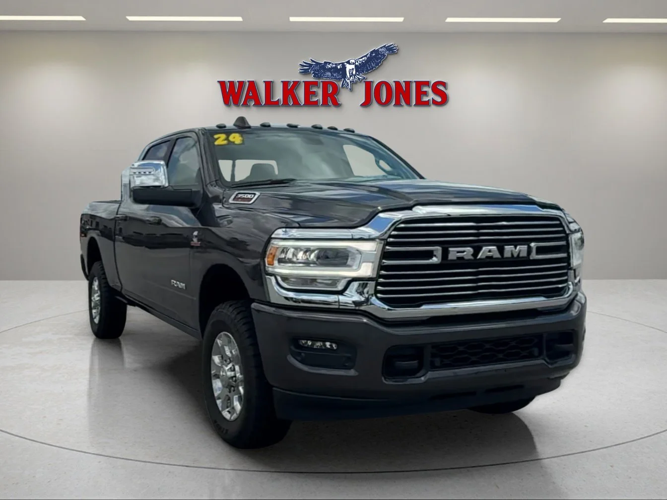 2024 RAM 3500 Laramie 4X4 Crew Cab SWB's photo