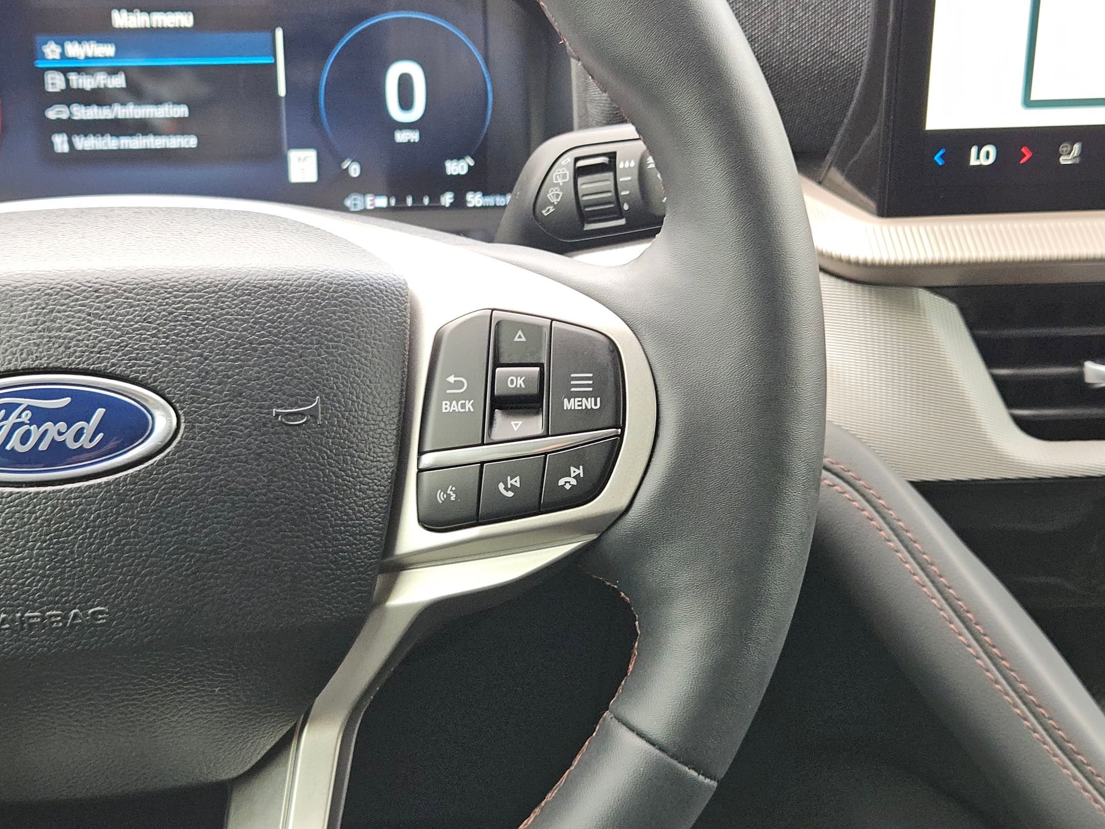 2025 Ford Explorer Active - Photo 23