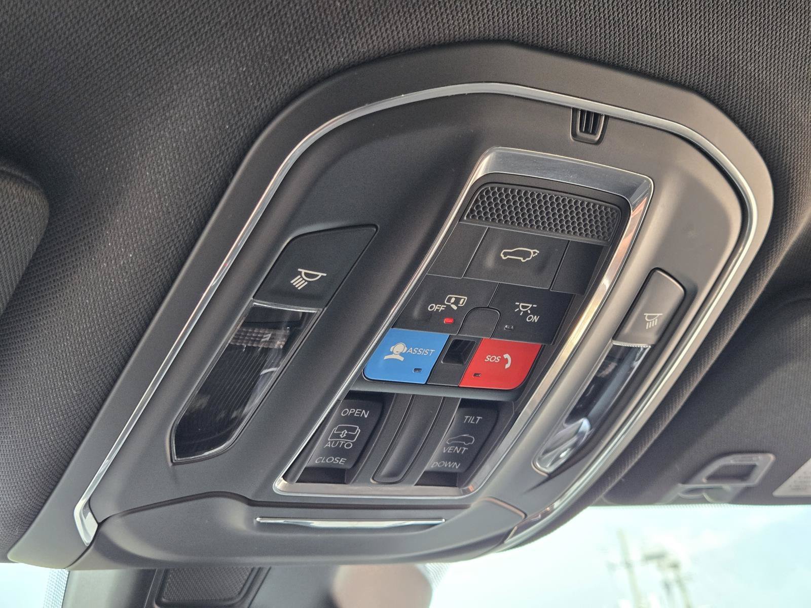 Used 2025 Gray Jeep Laredo image 34