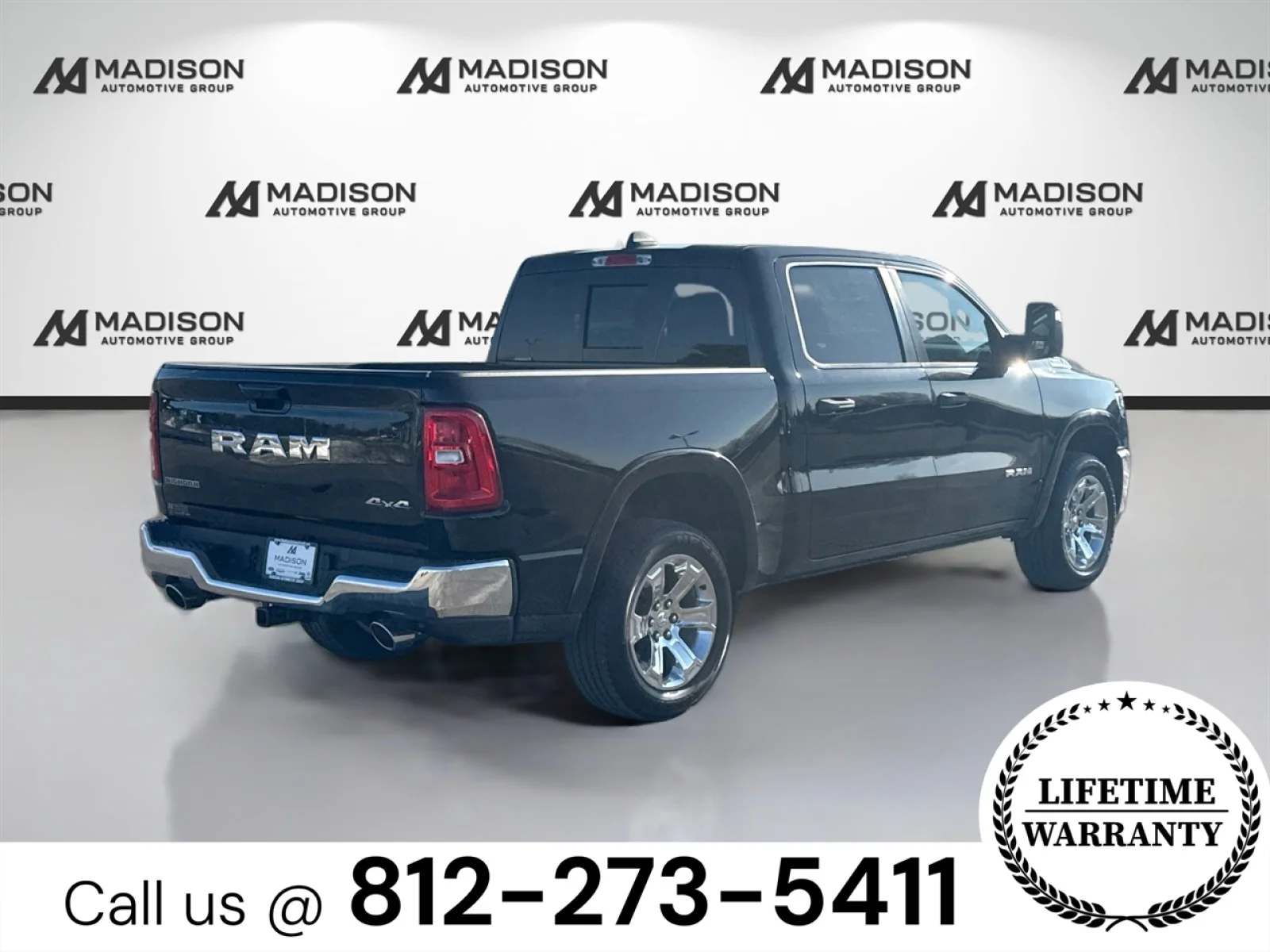 New 2026 Diamond Black Crystal Pearl-Coat Exterior Paint RAM Big Horn image 5