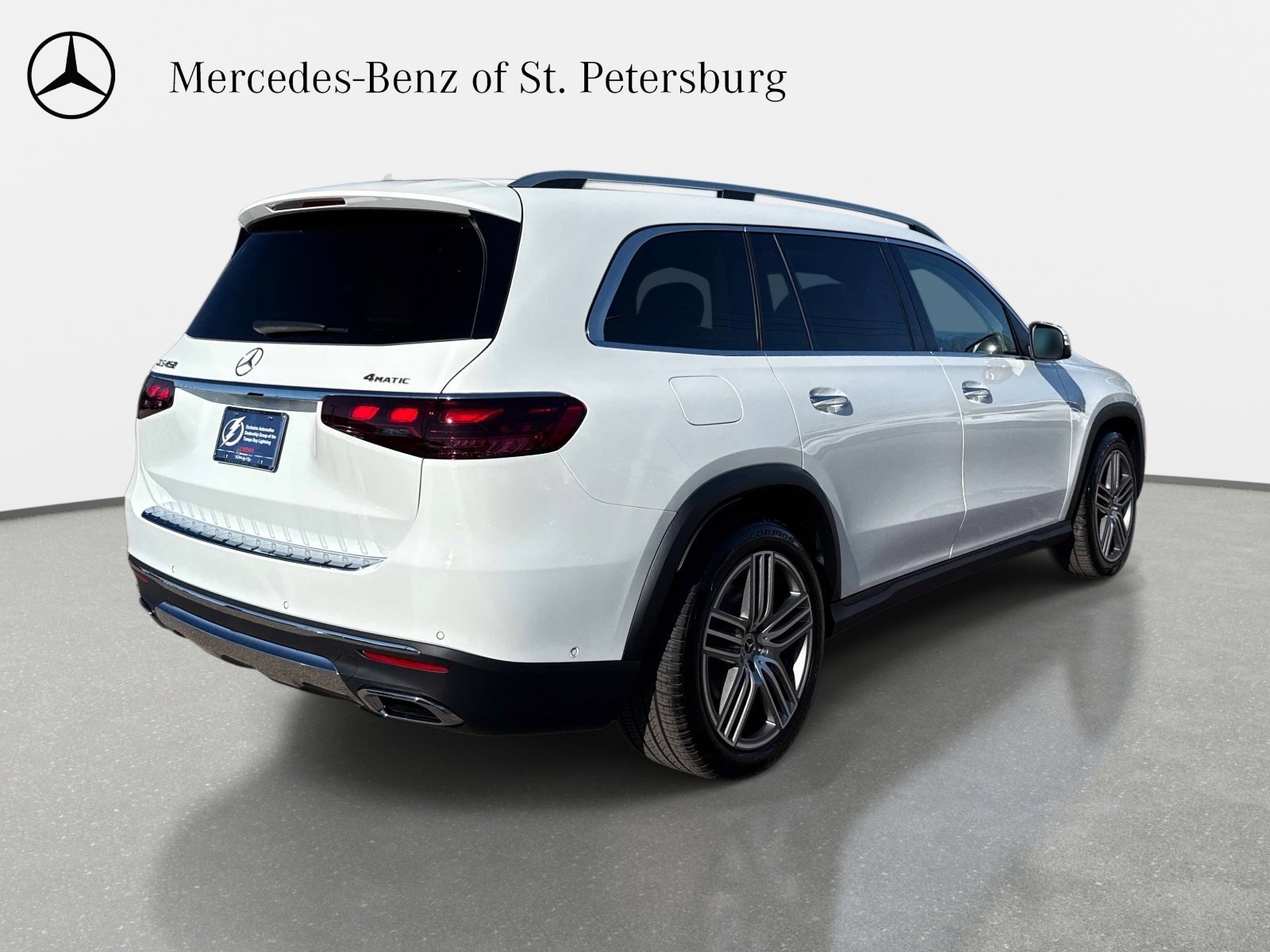 New 2026 Polar White Mercedes-Benz 450 4MATIC® SUV image 4