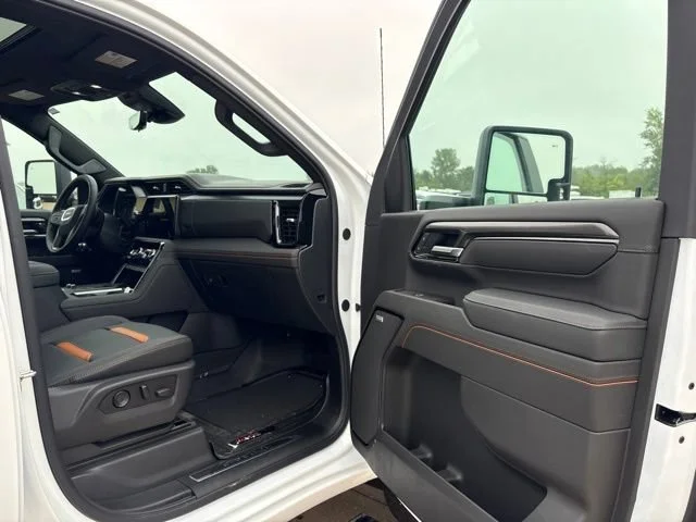 2026 GMC Sierra 2500HD AT4 - Photo 50
