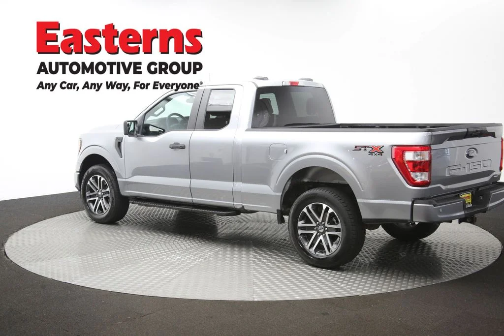 Used 2023 Silver Ford XL image 64