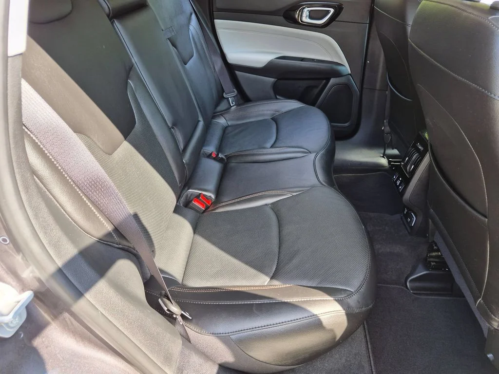 Used 2022 Gray Jeep Limited image 25