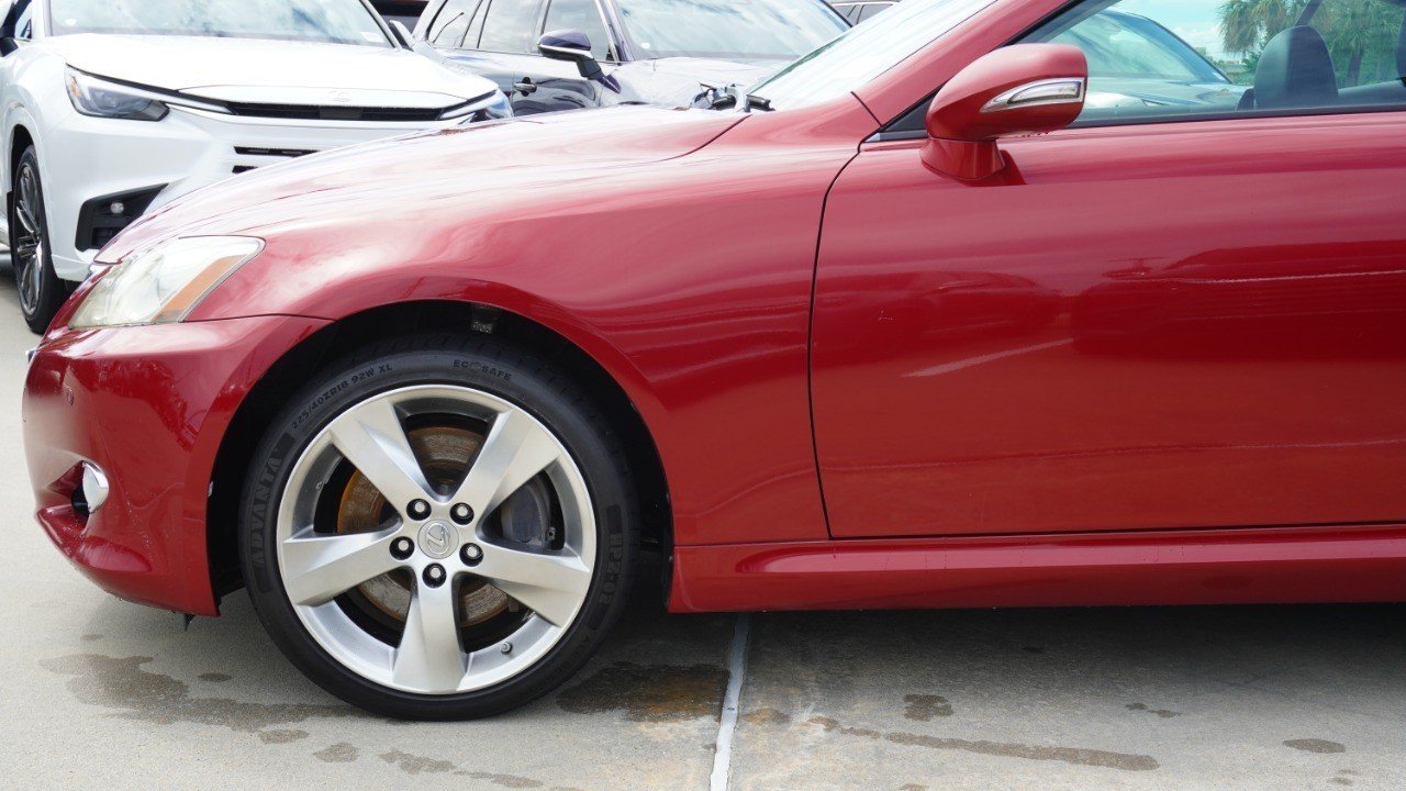Used 2010 Red Lexus  image 10